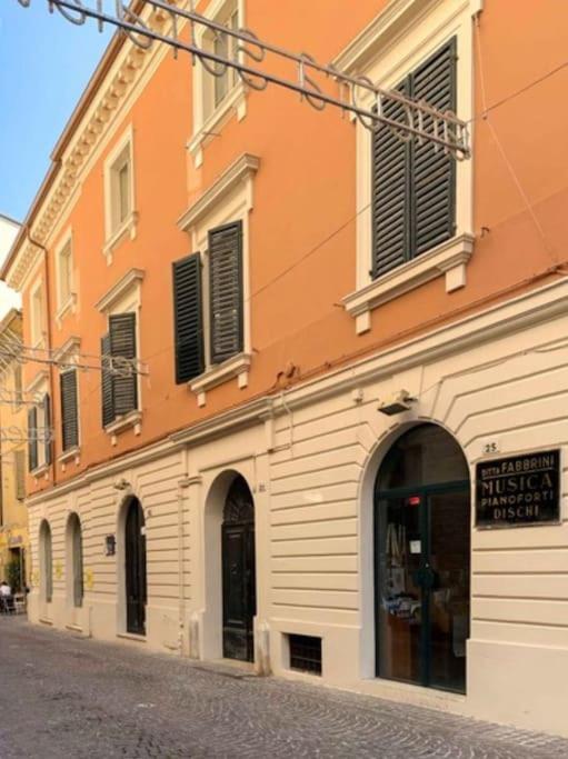 Appartamento Centro Storico Nuovo E Ristrutturato Pesaro Esterno foto